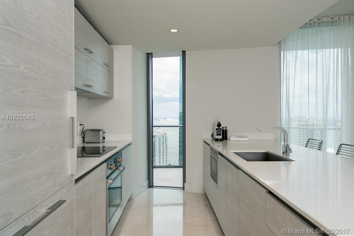 SLS BRICKELL - Residential Lease