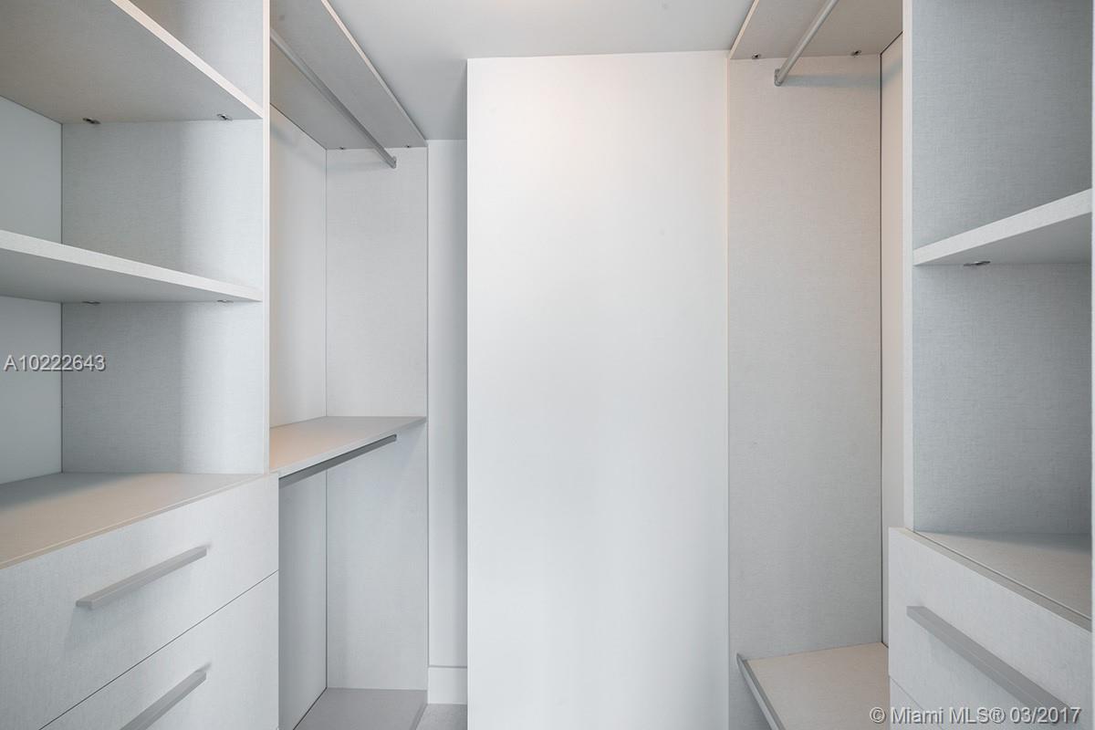 SLS BRICKELL - Residential Lease