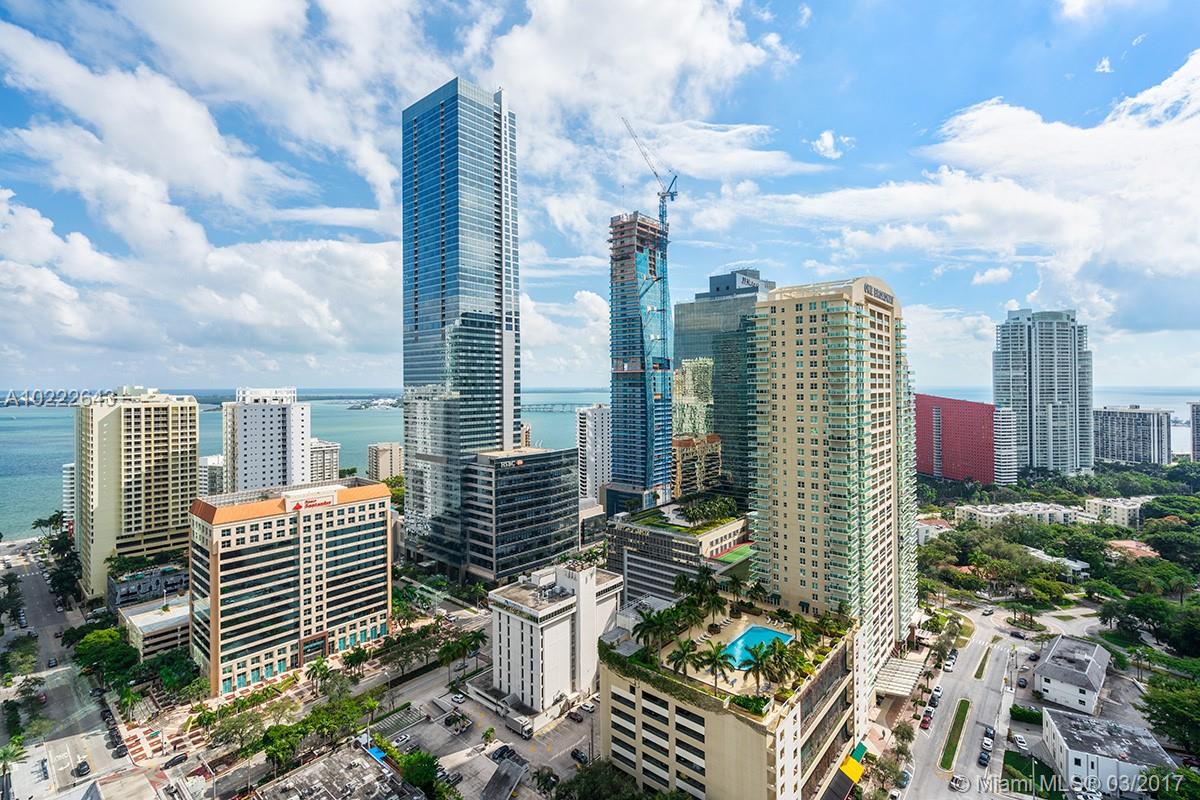 SLS BRICKELL - Residential Lease