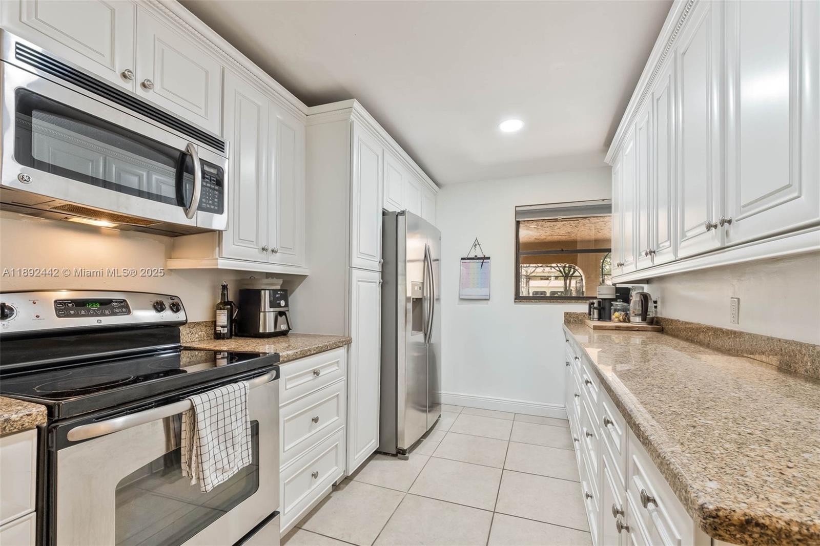 COSTA DEL SOL CONDO NO 3 - Residential