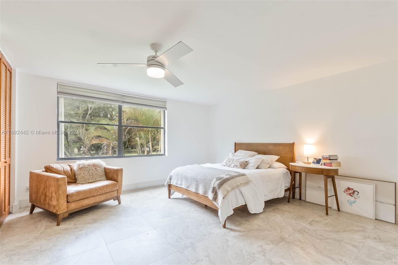COSTA DEL SOL CONDO NO 3 - Residential