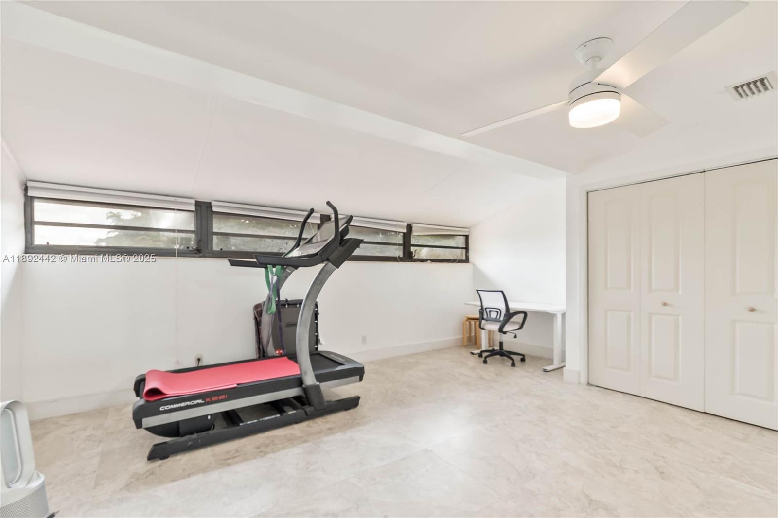 COSTA DEL SOL CONDO NO 3 - Residential
