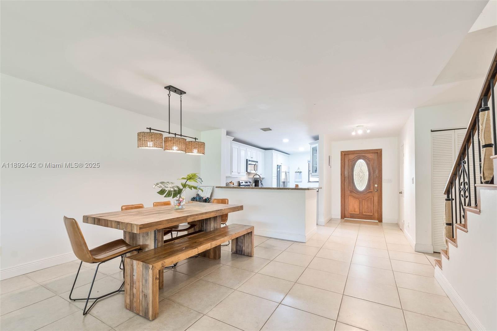 COSTA DEL SOL CONDO NO 3 - Residential
