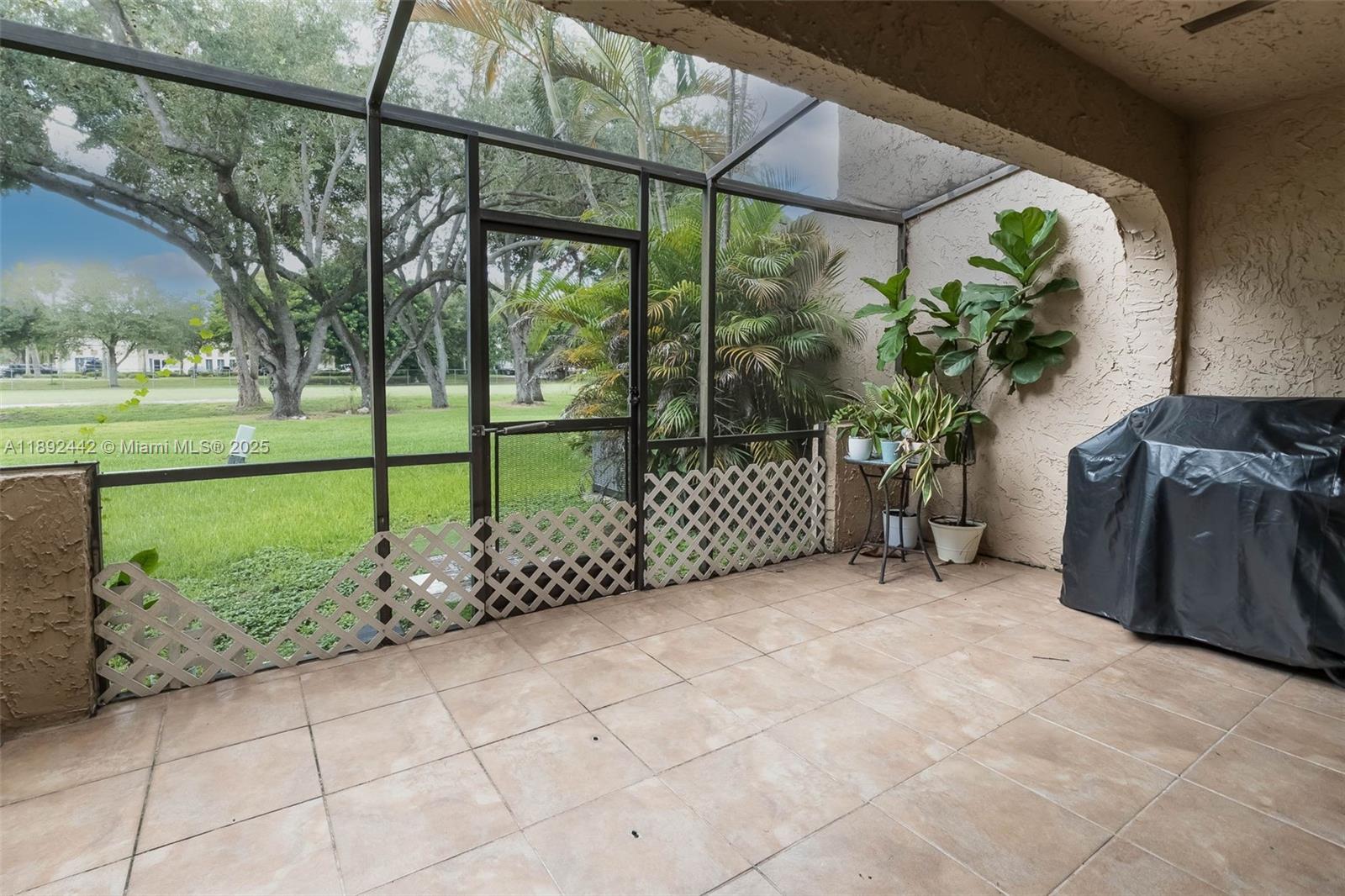 COSTA DEL SOL CONDO NO 3 - Residential