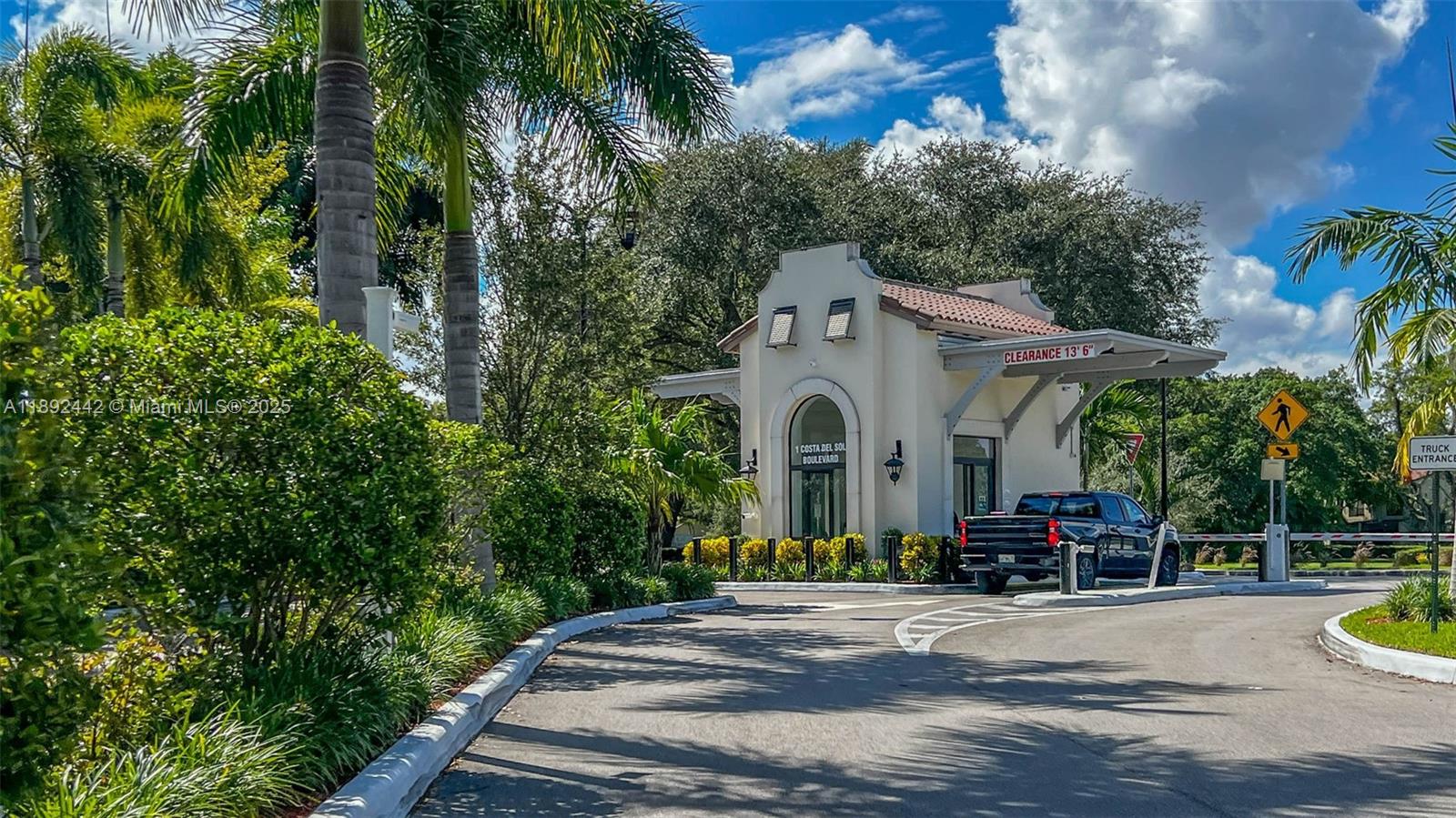 COSTA DEL SOL CONDO NO 3 - Residential
