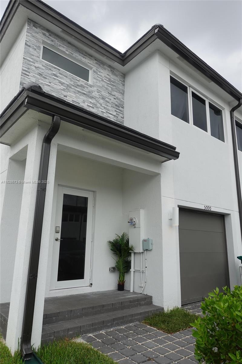 5000 SW 37th St