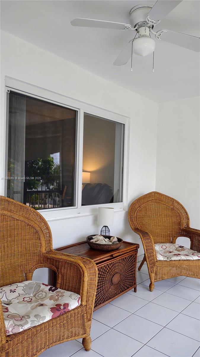 PARADISE VILLAS CONDO - Residential Lease