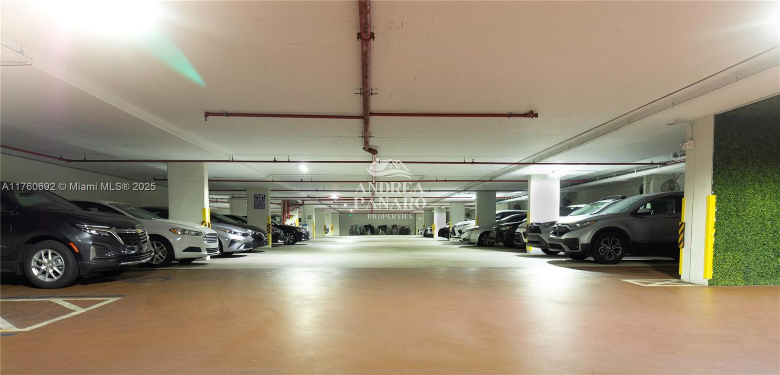 COSTA HOLLYWOOD CONDO - Residential