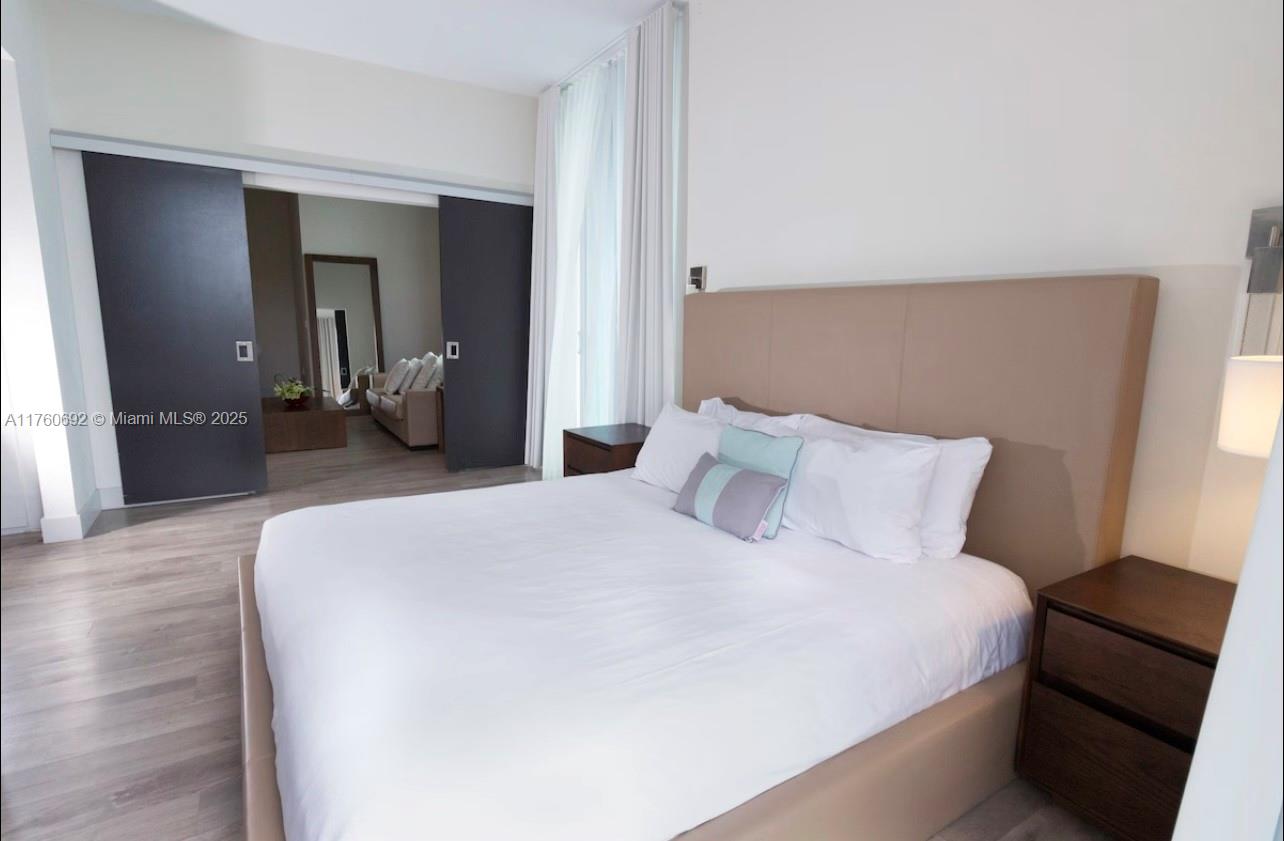 COSTA HOLLYWOOD CONDO - Residential