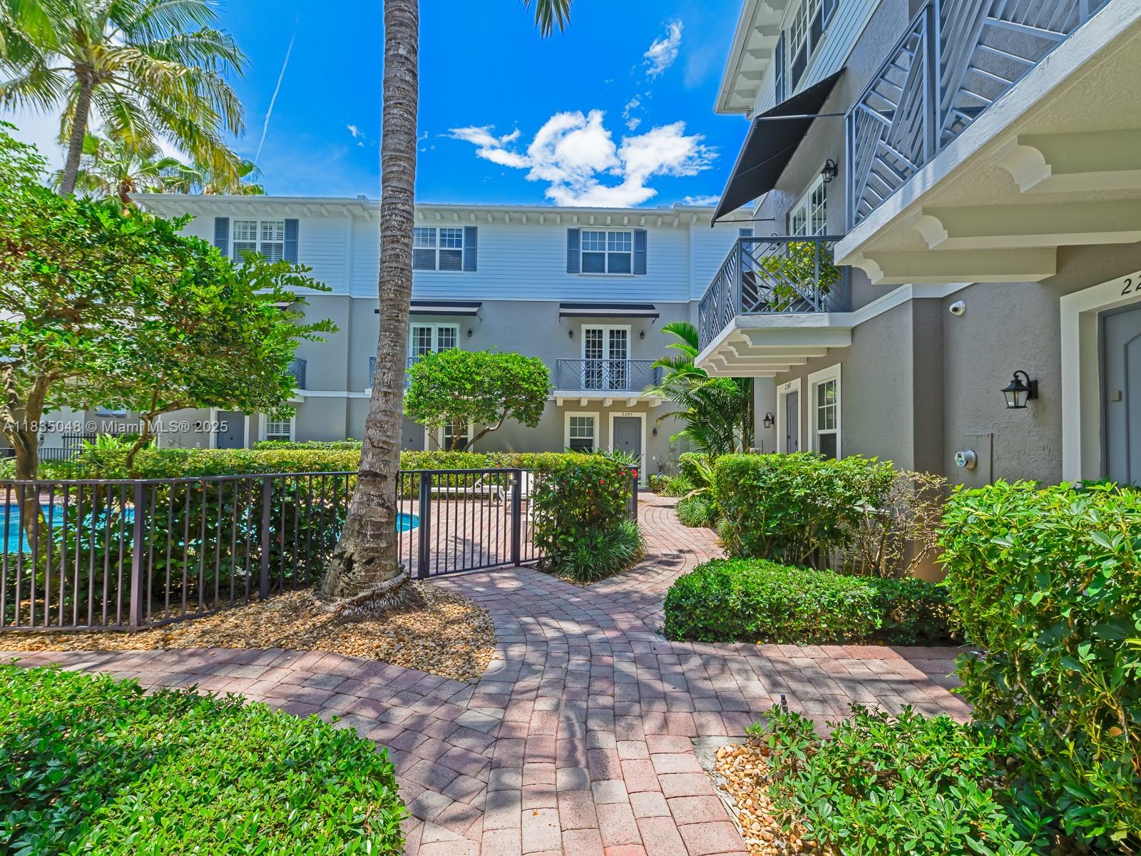 WILTON MANORS - Residential