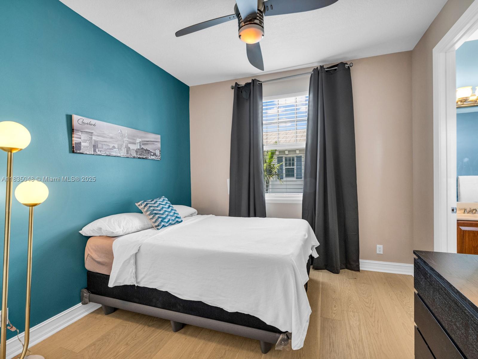 WILTON MANORS - Residential