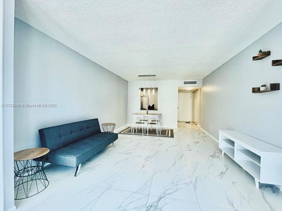 DESOTO PARK CONDO - Residential Lease