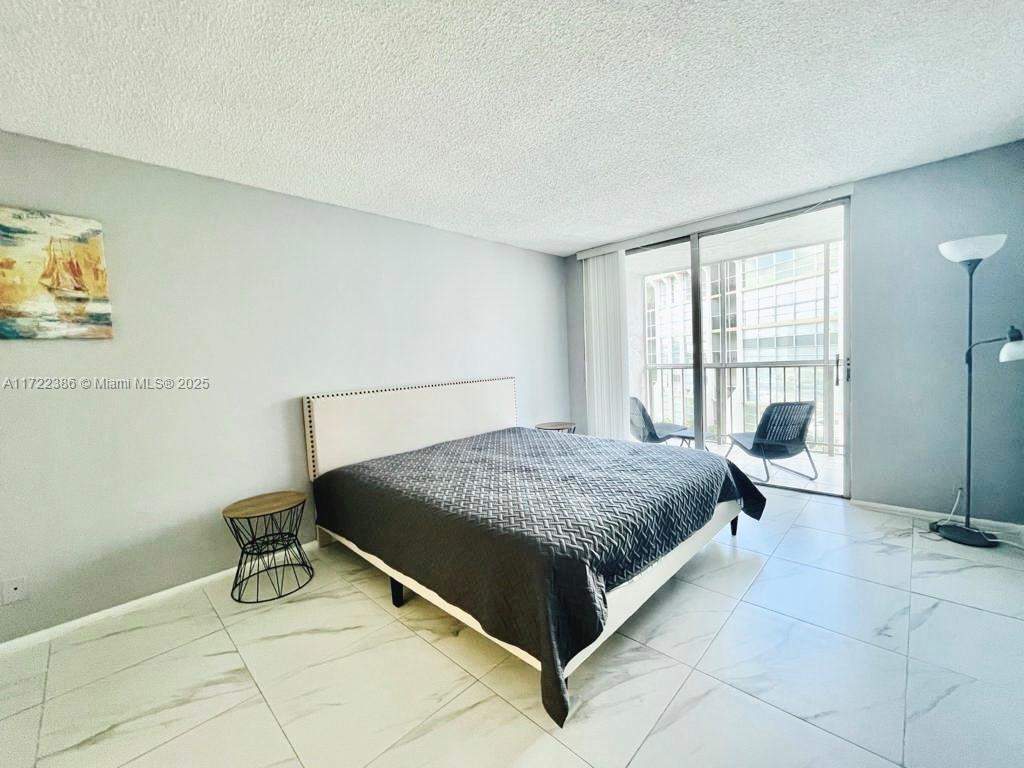 DESOTO PARK CONDO - Residential Lease