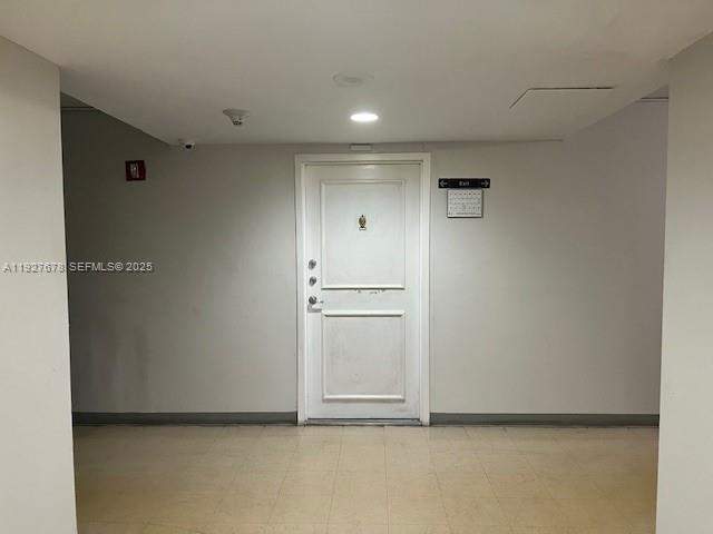 THREE HORIZONS NORTH COND - Residential Lease