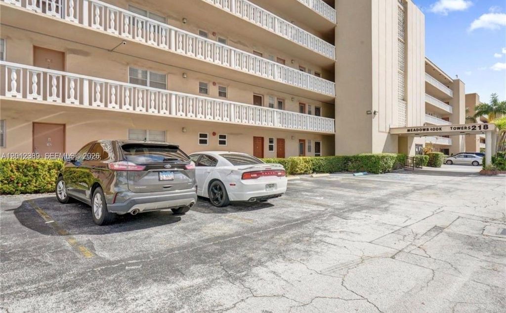 Photo of 218 NE 12th Ave #302, Hallandale Beach, FL 33009 (MLS # A12012389)