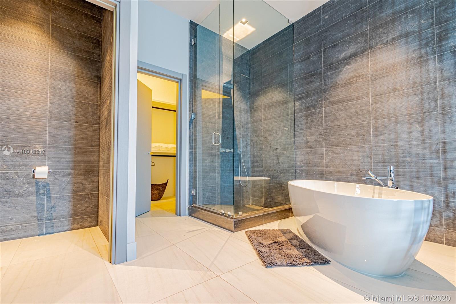 GRAN PARAISO CONDO - Residential Lease