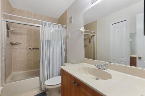 Condominium in Miramar FL 4351 160th Ave Ave 19.jpg