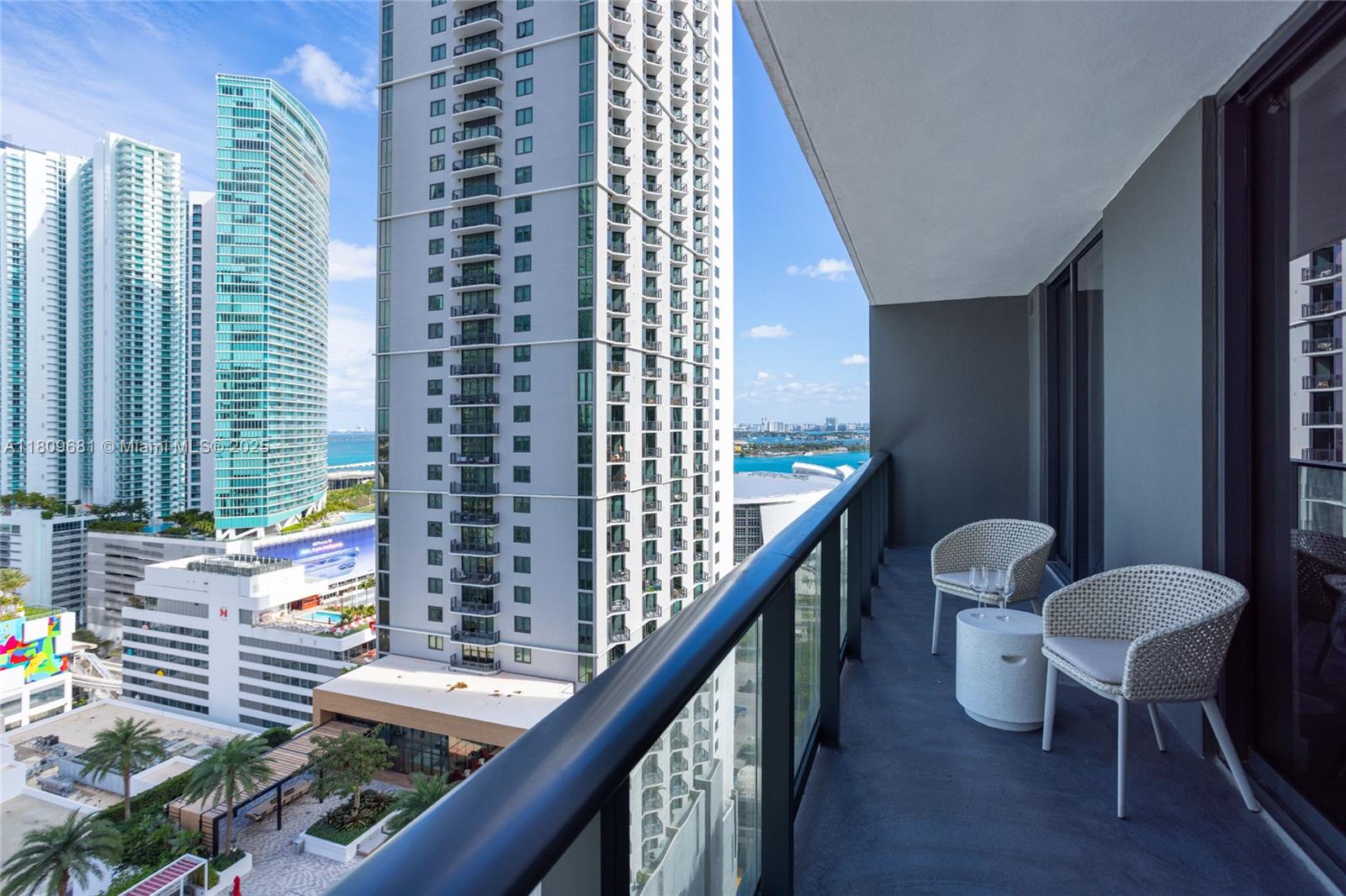 Rental Property at 601 Ne 1st Ave 2002, Miami, Broward County, Florida - Bedrooms: 1 
Bathrooms: 1  - $4,500 MO.