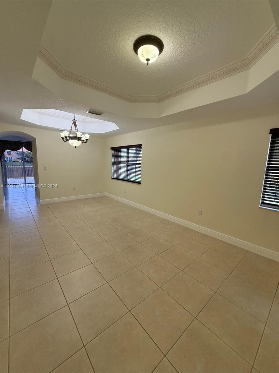 EGRET LAKES ESTATES SEC 2 - Residential Lease