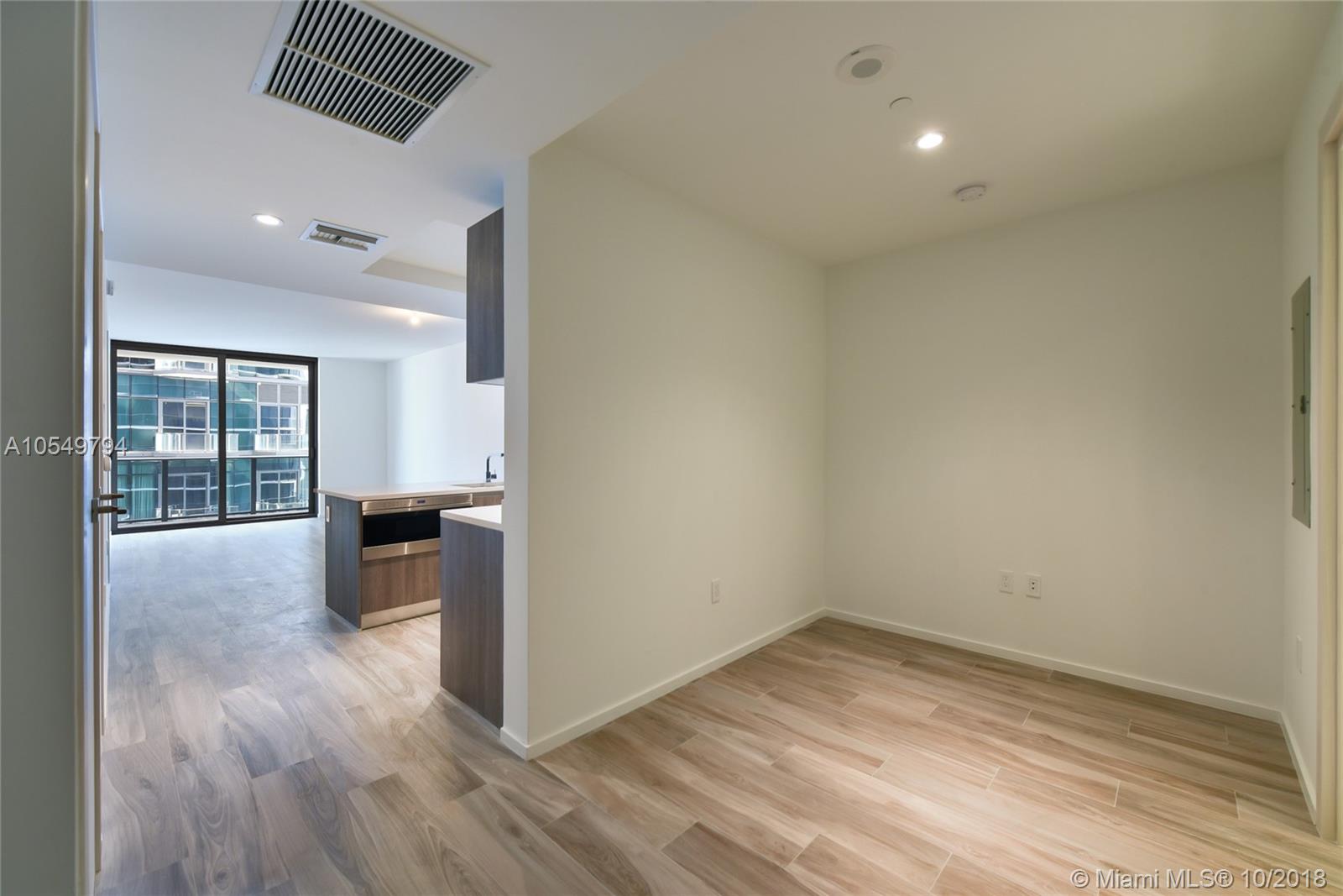 801 SMA RESIDENCES CONDO - Residential Lease