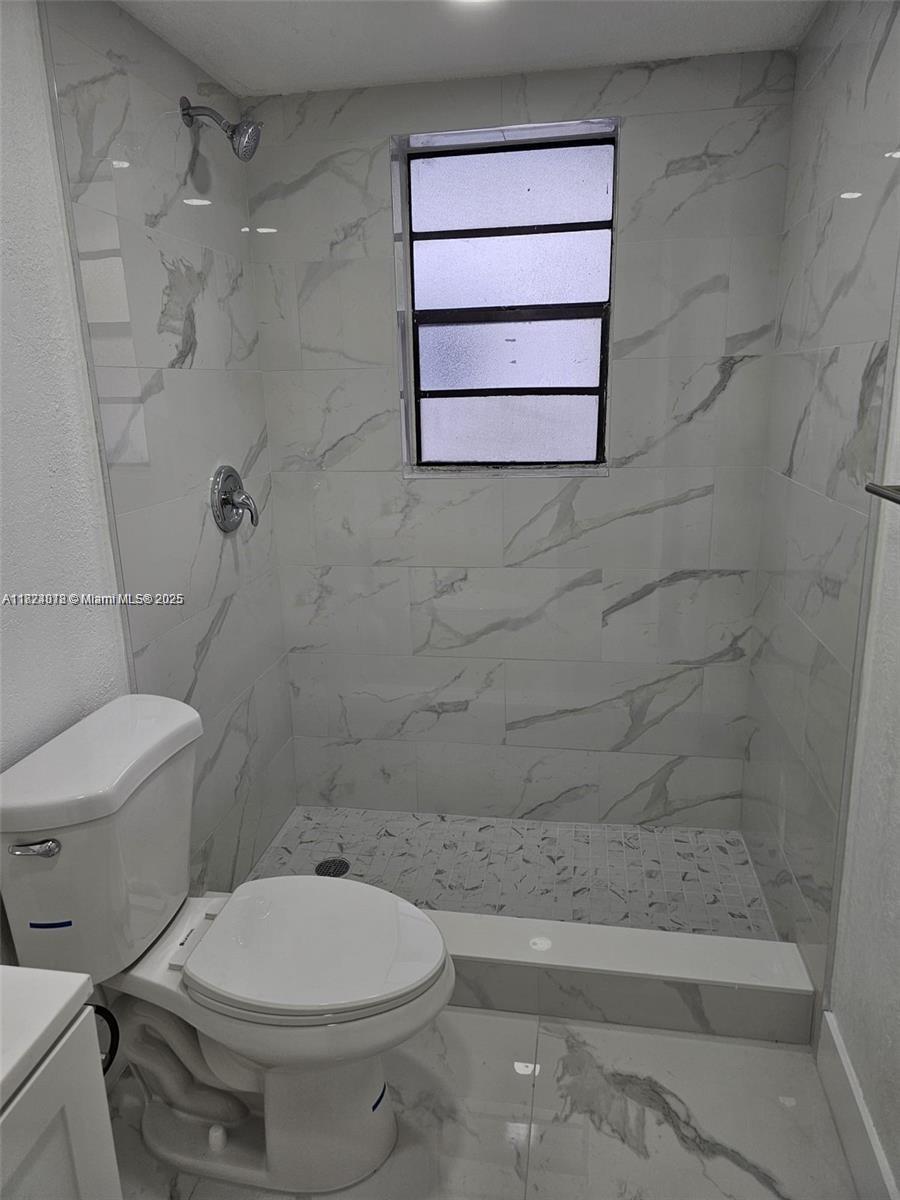 BLEAU GROTTO CONDO - Residential