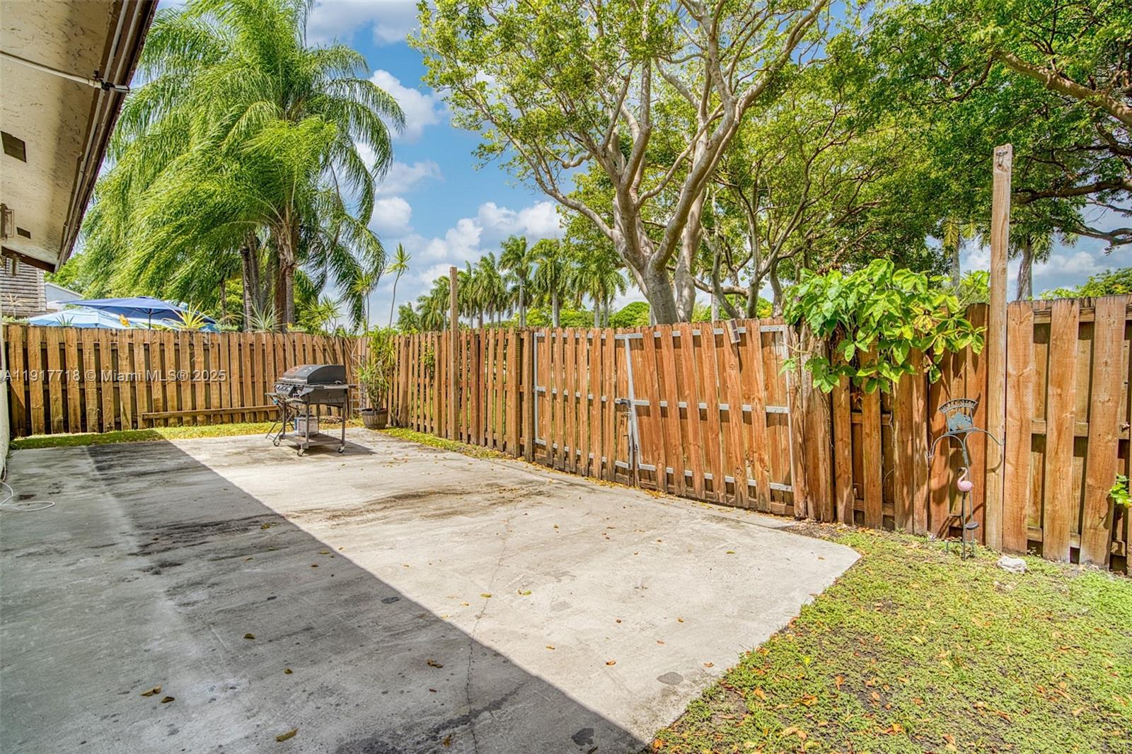 HAMMOCKS SEC 2 - Residential