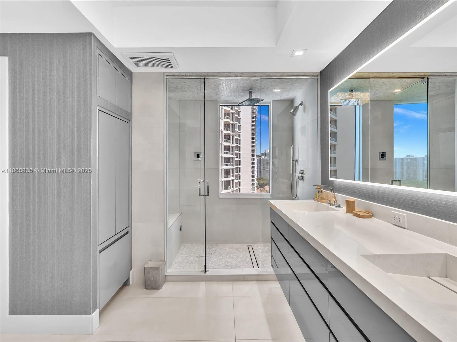 ATLANTIC I AT THE POINT - Residential