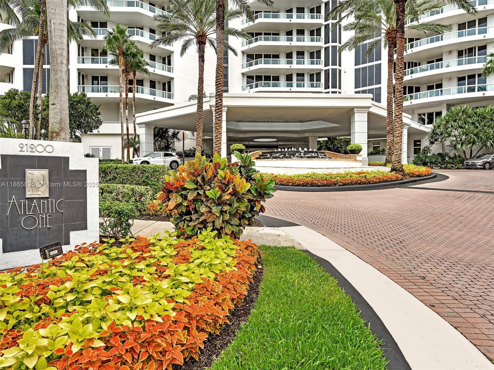 ATLANTIC I AT THE POINT - Residential