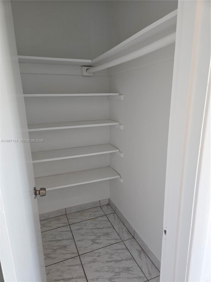 MIRACLE MANOR 3RD ADDN - Residential