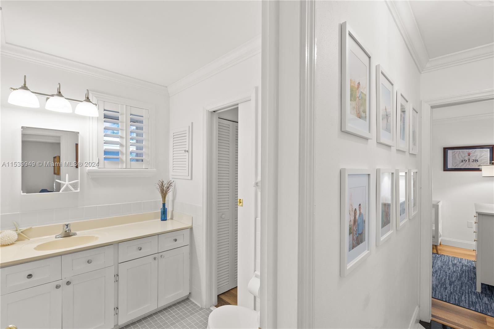 CORAL REEF ESTATES - Residential