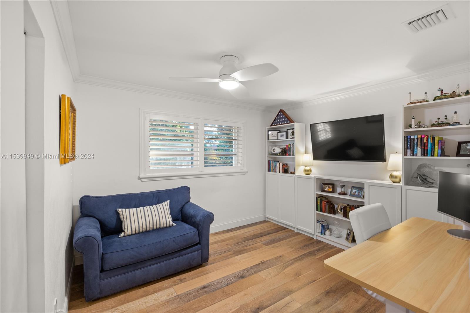 CORAL REEF ESTATES - Residential