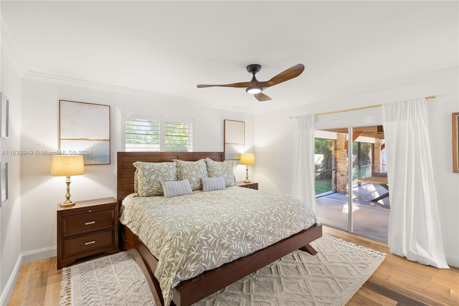 CORAL REEF ESTATES - Residential