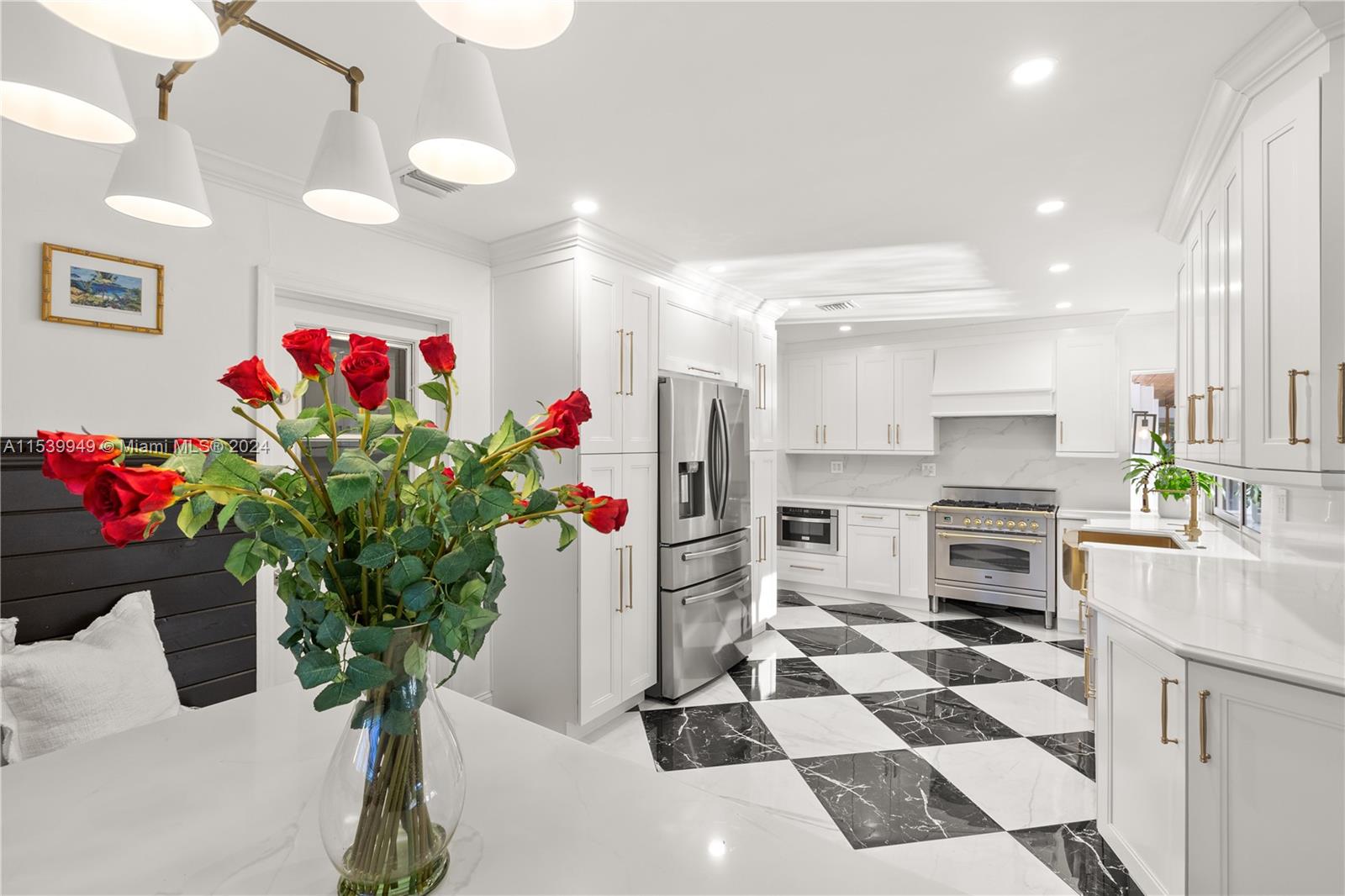 CORAL REEF ESTATES - Residential