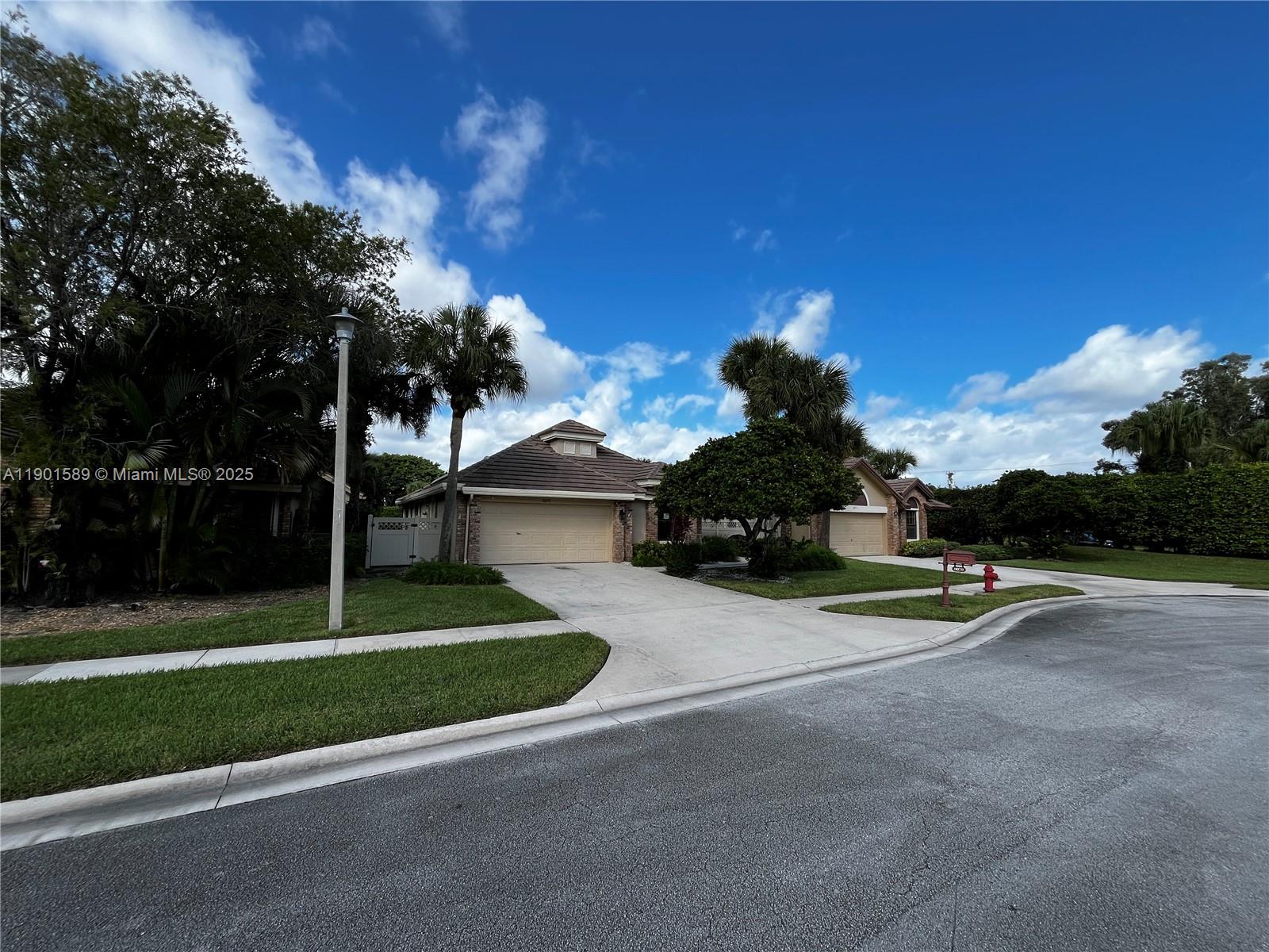 ABERDEEN 3 - Residential