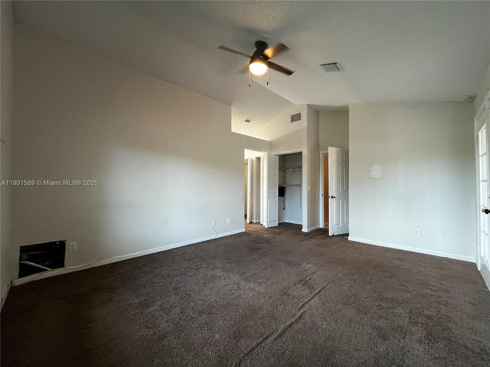 ABERDEEN 3 - Residential