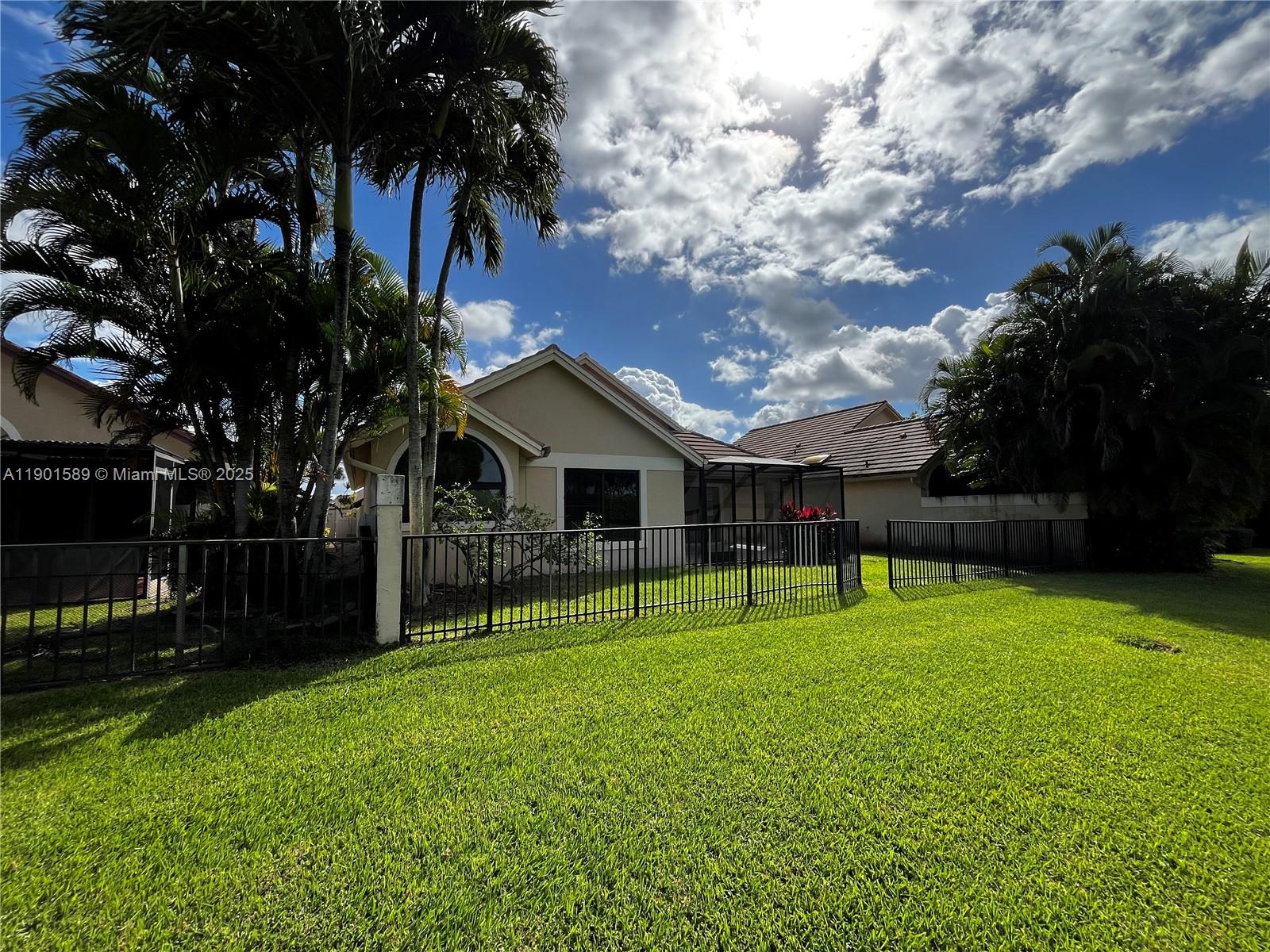 ABERDEEN 3 - Residential