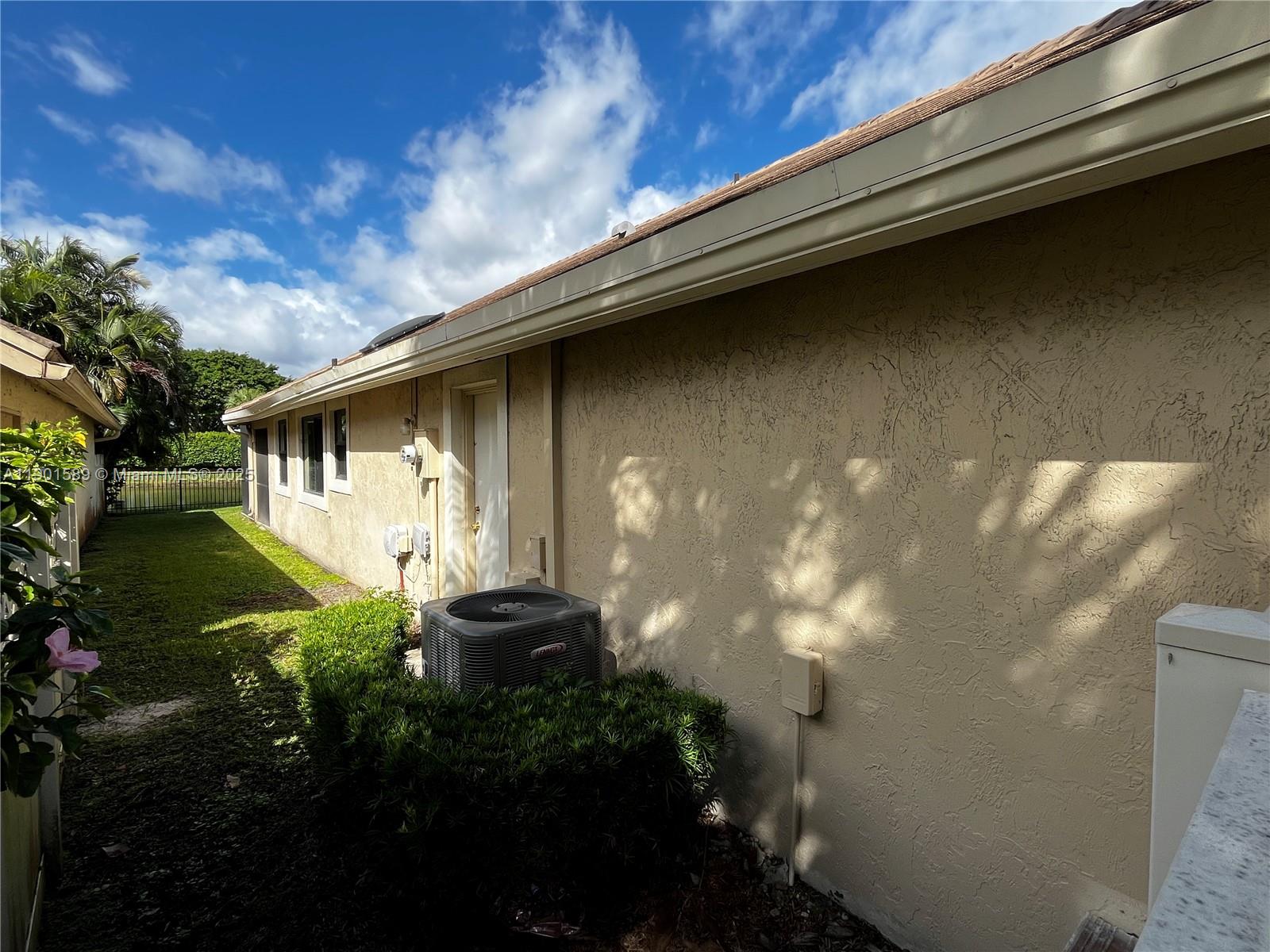 View photos, virtual tours, details... 8079 Popash Ct