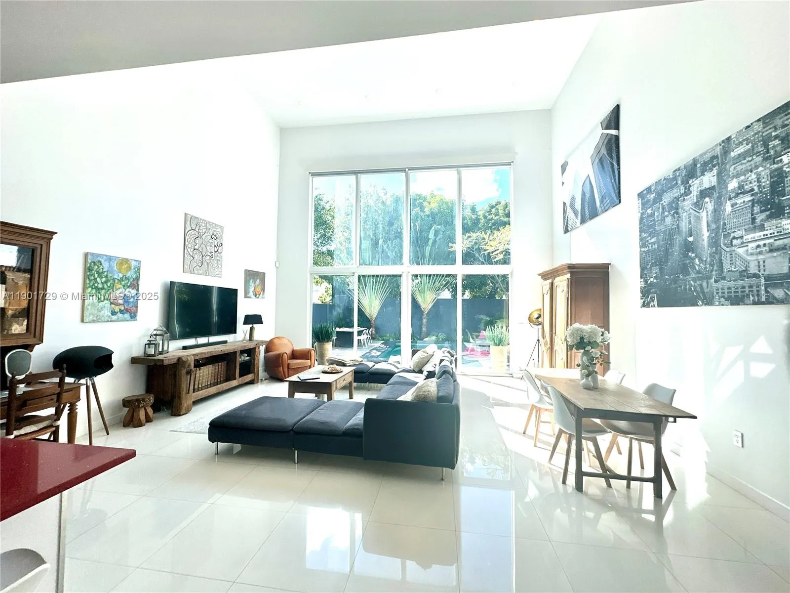 Miami, Florida 33145, United States, 4 Bedrooms Bedrooms, ,3 BathroomsBathrooms,Residential,Active,233098