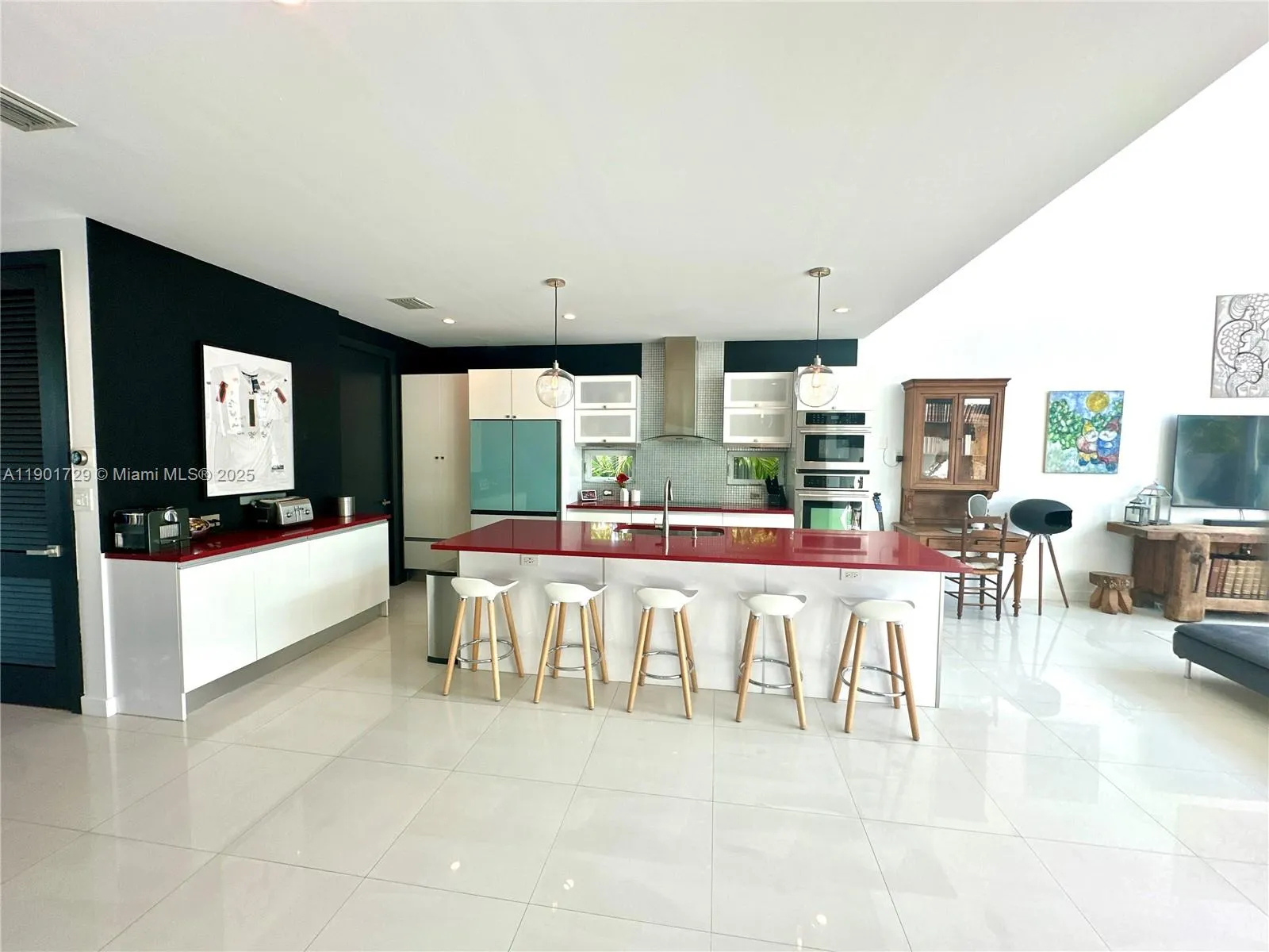 Miami, Florida 33145, United States, 4 Bedrooms Bedrooms, ,3 BathroomsBathrooms,Residential,Active,233098