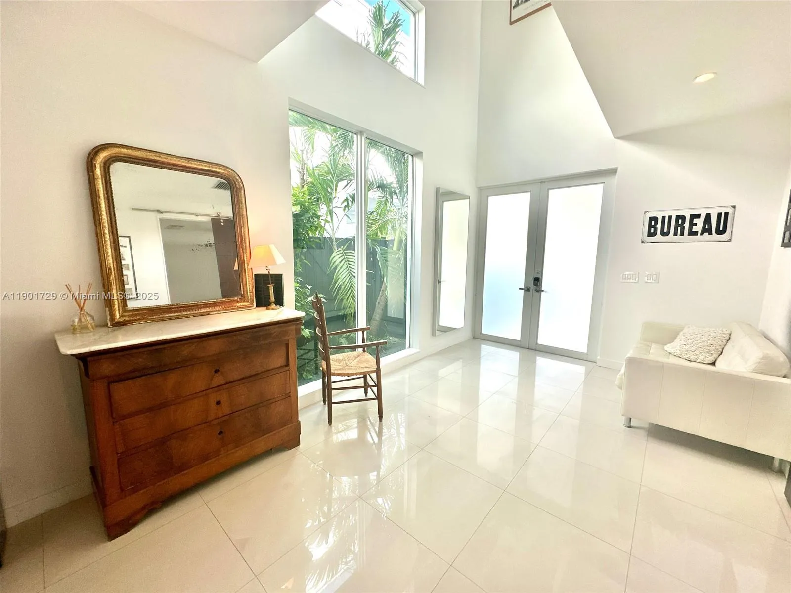 Miami, Florida 33145, United States, 4 Bedrooms Bedrooms, ,3 BathroomsBathrooms,Residential,Active,233098