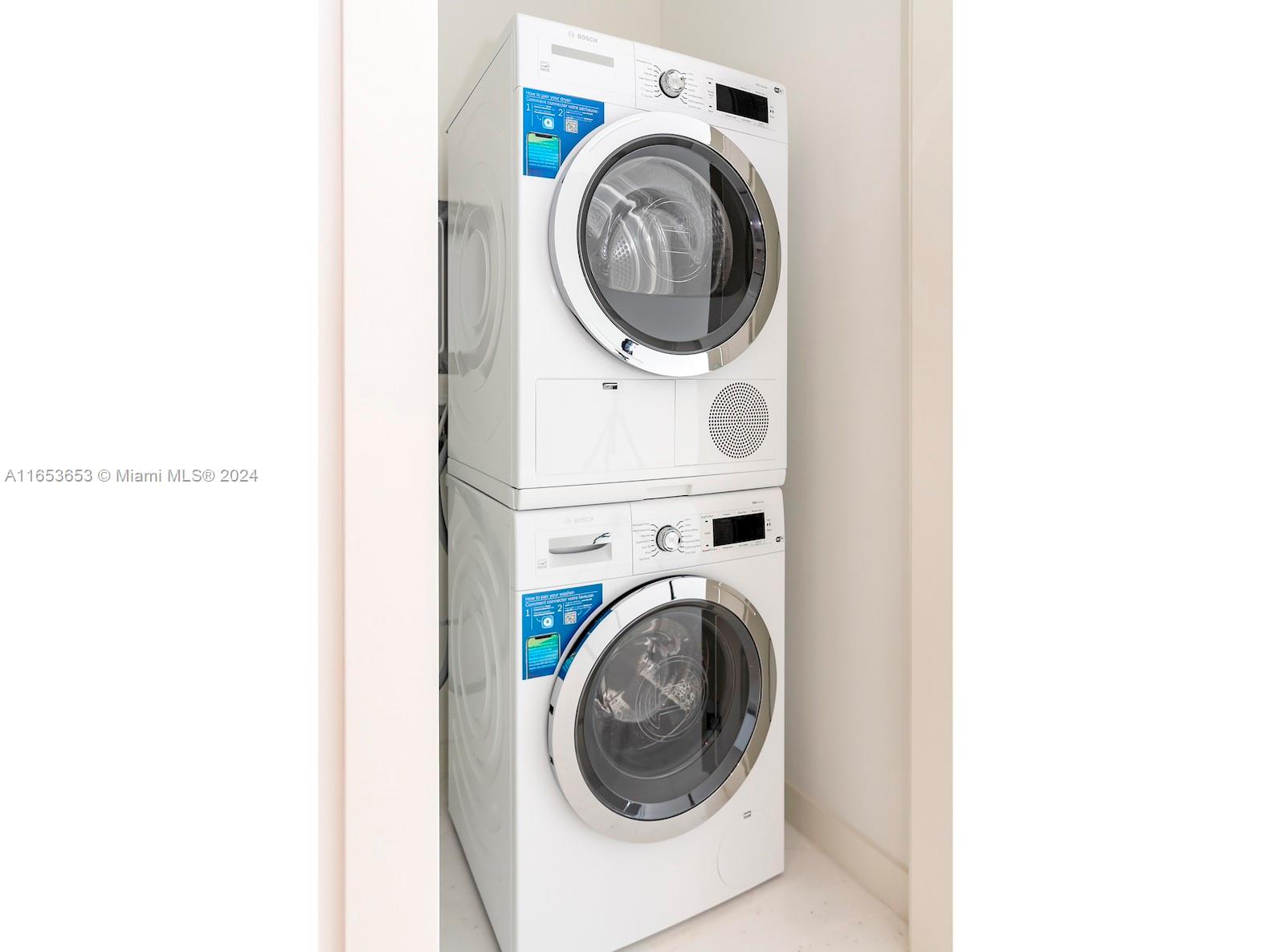 ASTON MARTIN RESIDENCES - Residential