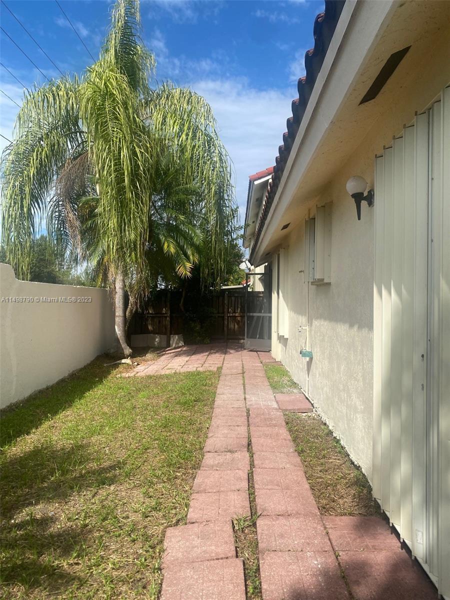 SAN REMO - Residential Lease