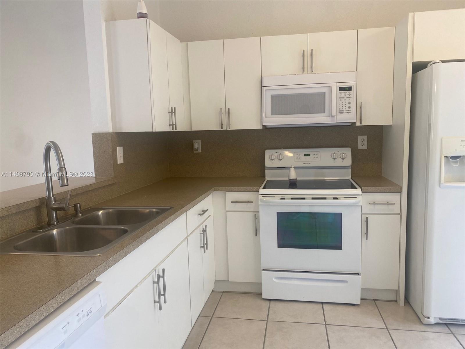 SAN REMO - Residential Lease