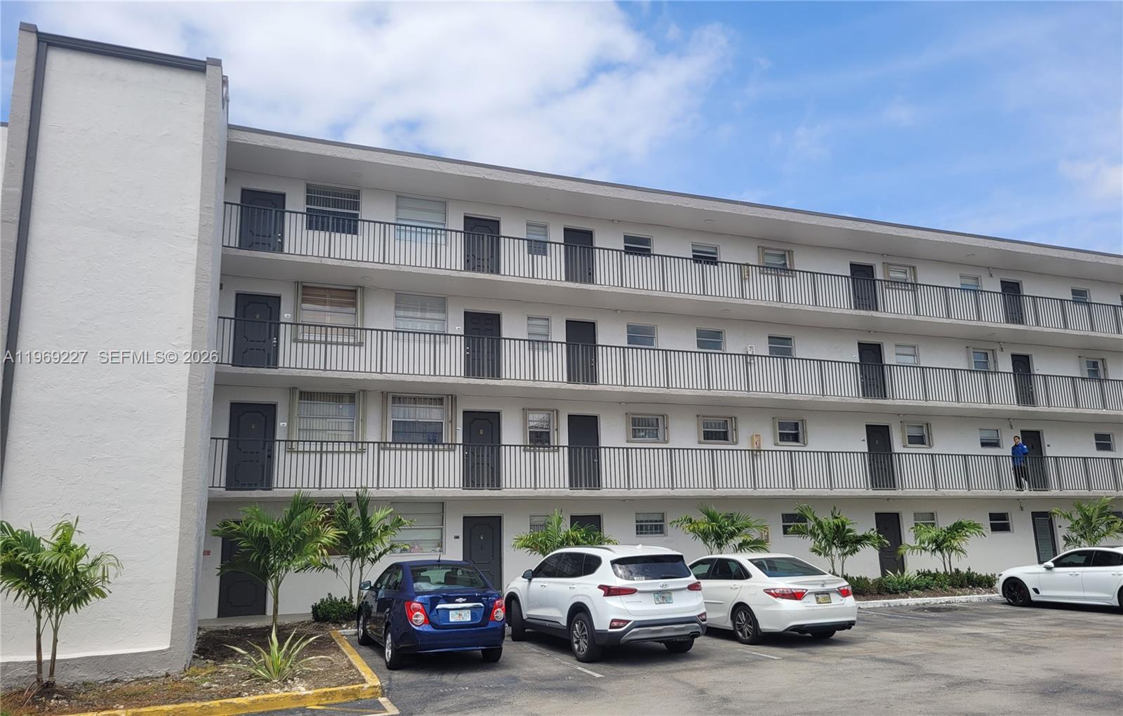 EL CONQUISTADOR NORTH CON - Residential