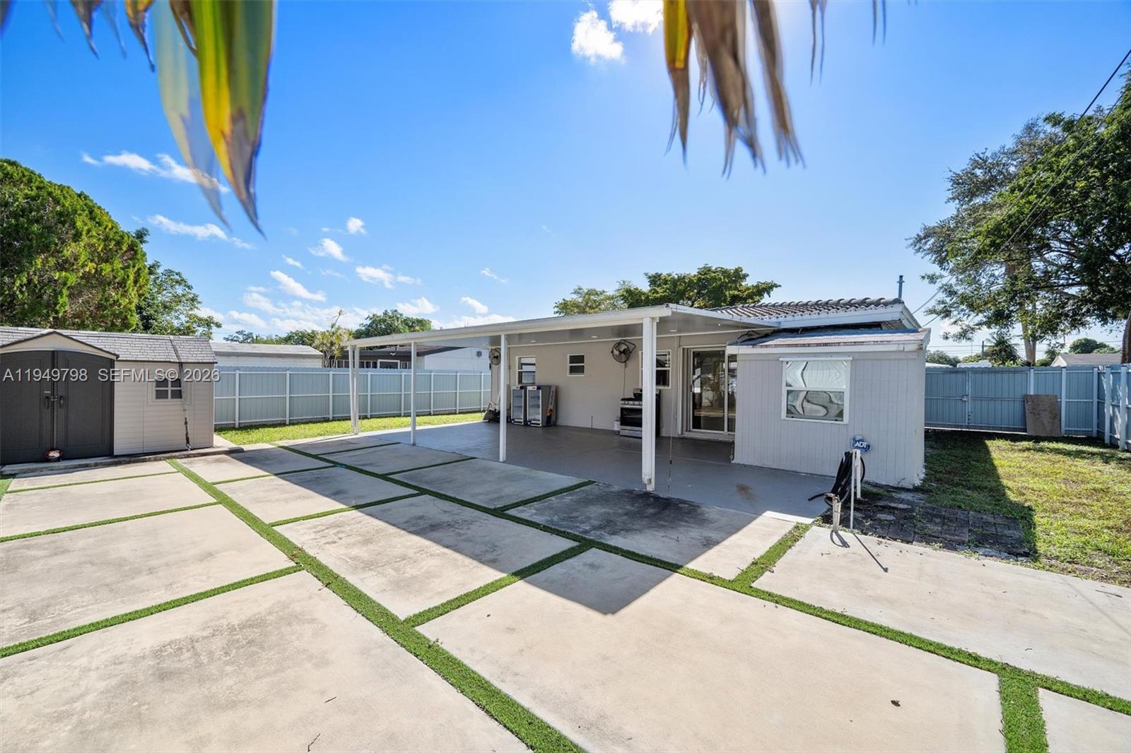 THIRD AMEND PLAT OF PORTI - Residential