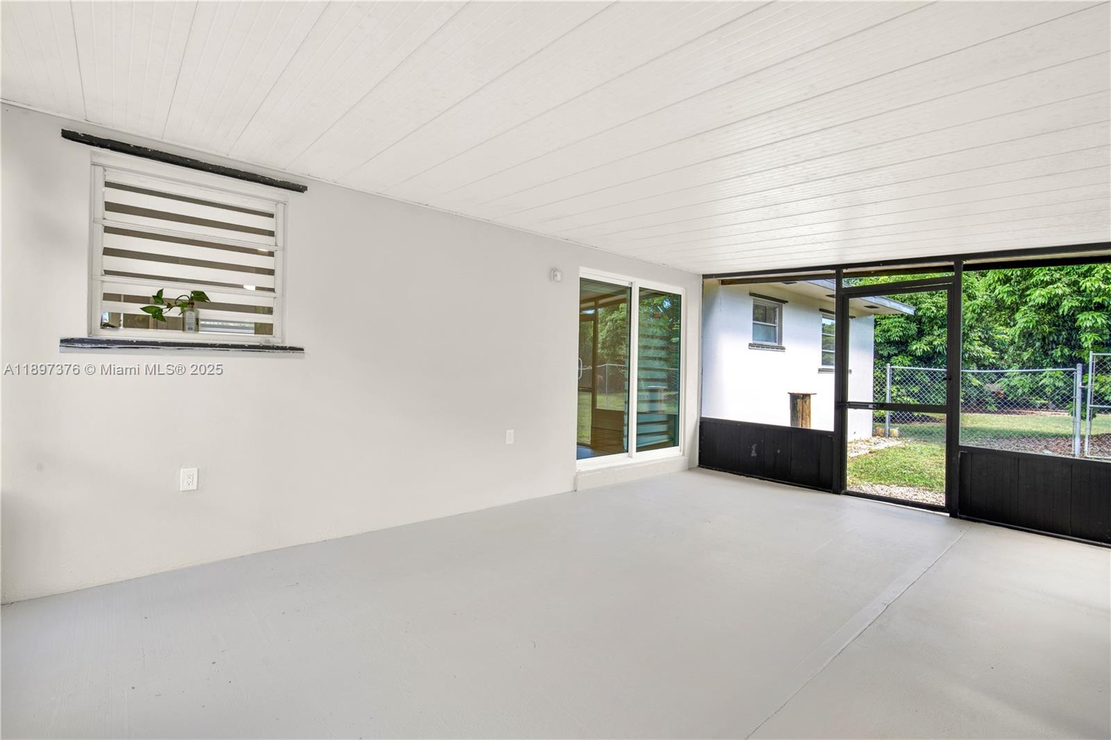GERARDMERE ACRES - Residential