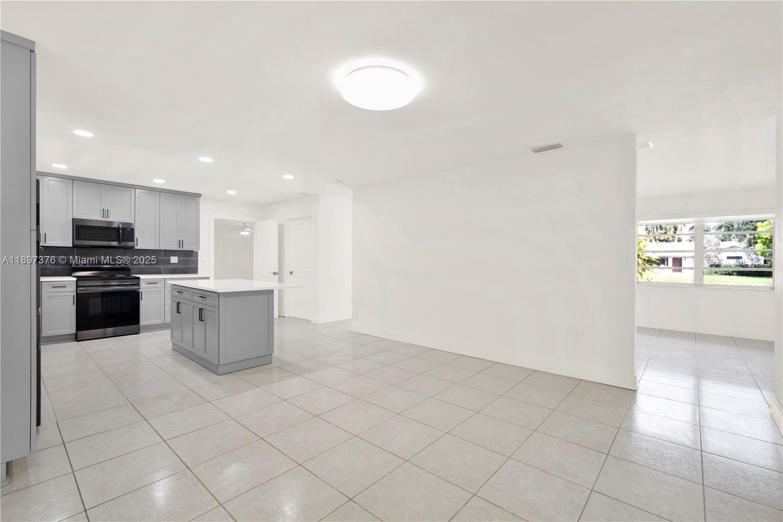 GERARDMERE ACRES - Residential