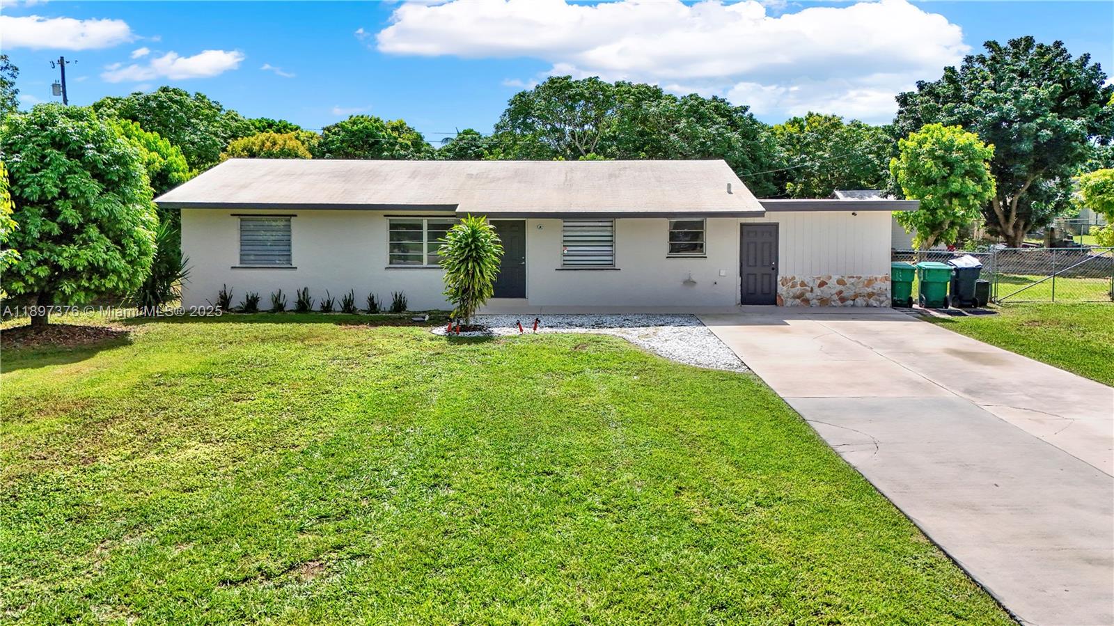 GERARDMERE ACRES - Residential