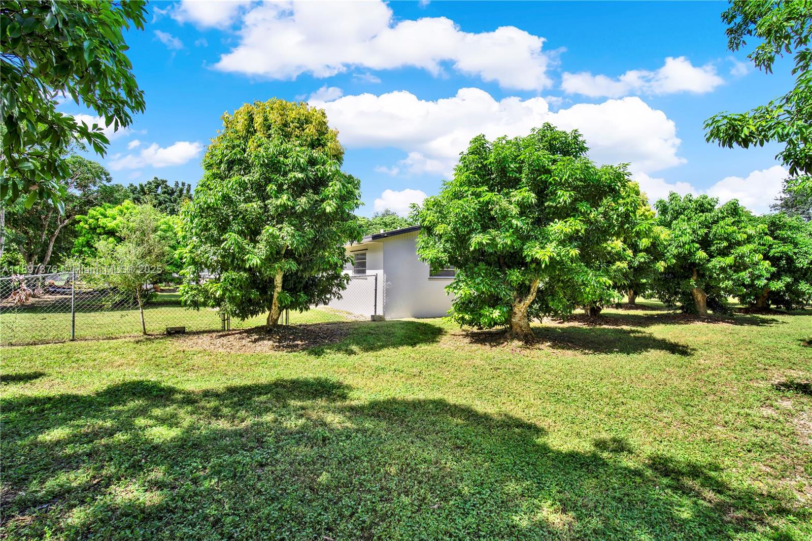 GERARDMERE ACRES - Residential