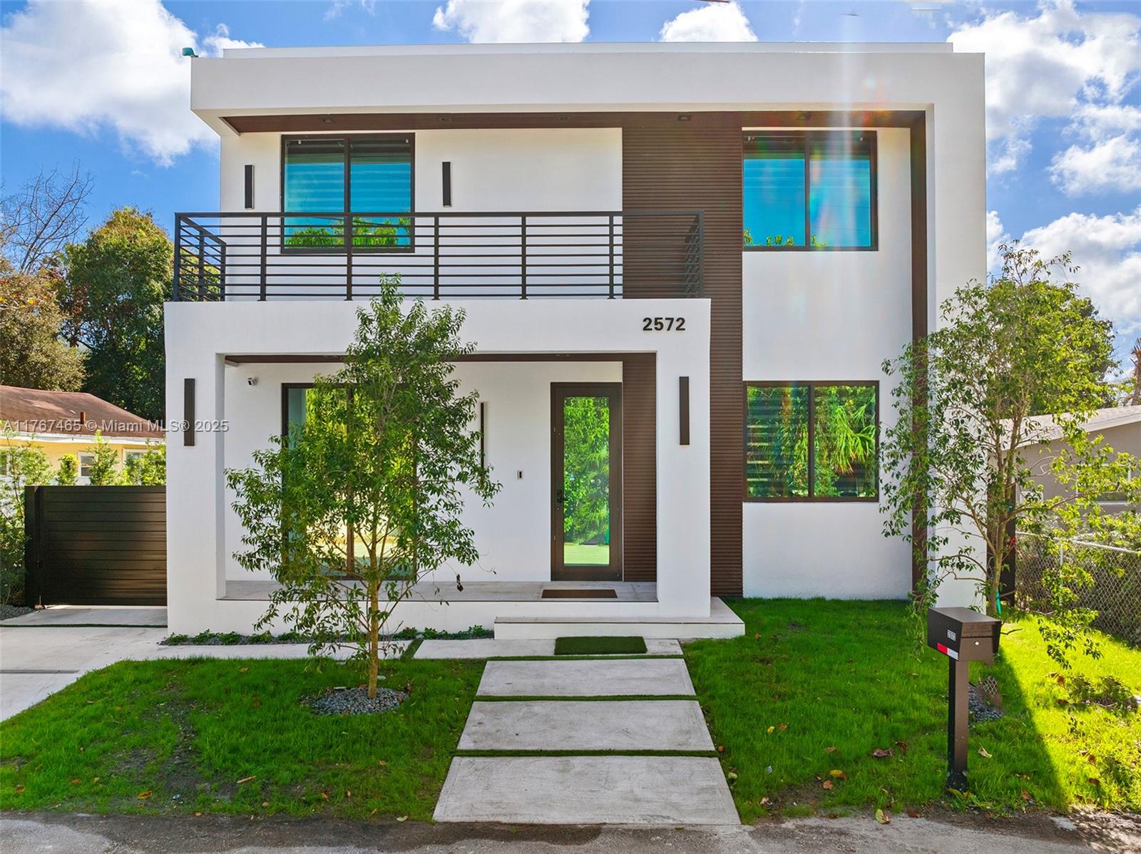 Property for Sale at 2572 Ne 182nd Ter, North Miami Beach, Miami-Dade County, Florida - Bedrooms: 5 
Bathrooms: 5  - $1,999,900